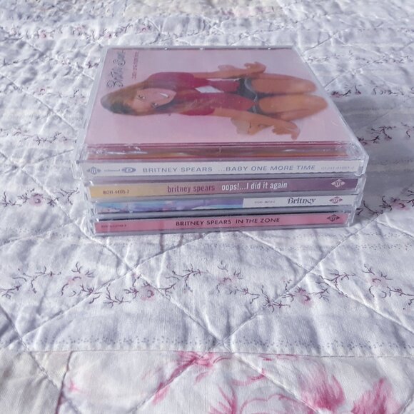 Britney Spears CD Lot - Picture 5 of 7